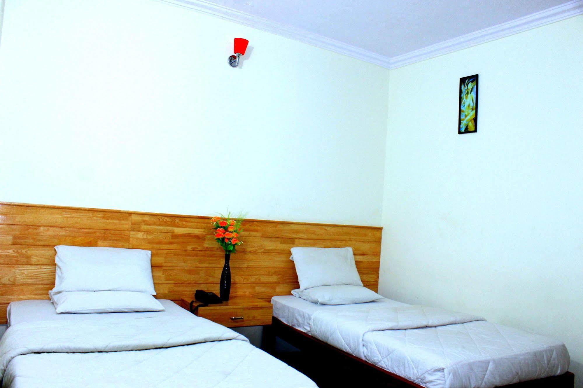Oyo 1900 Hotel Olive Residency Mysore Exterior foto